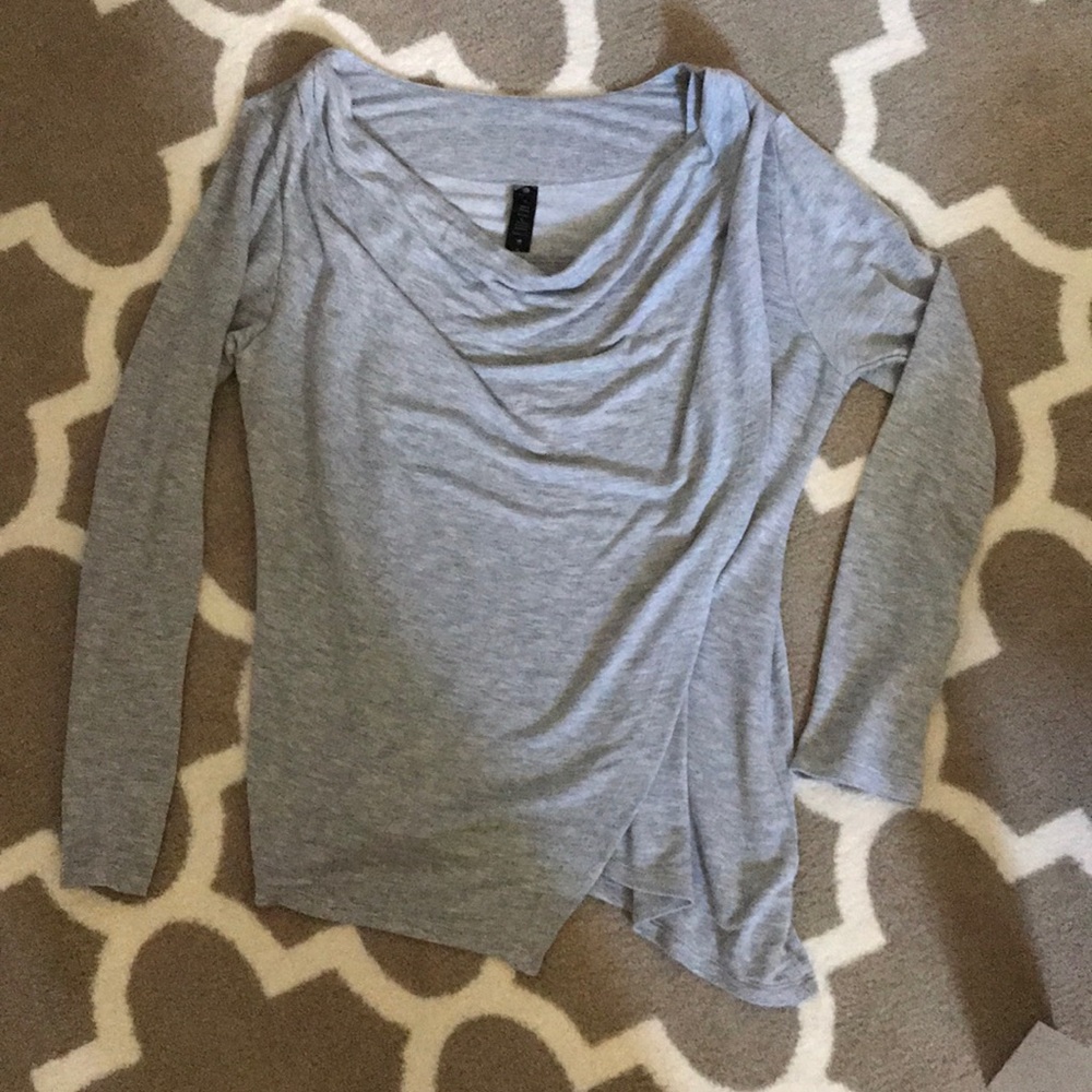 Yogalicious cowl neck top